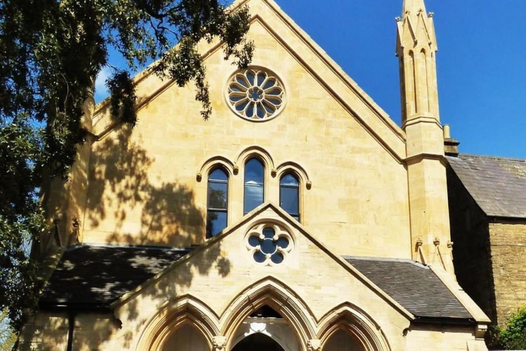 Cotswold Chapel, Sleeps Up To 5 In Kingsize Beds Apartment Chipping Norton Ngoại thất bức ảnh